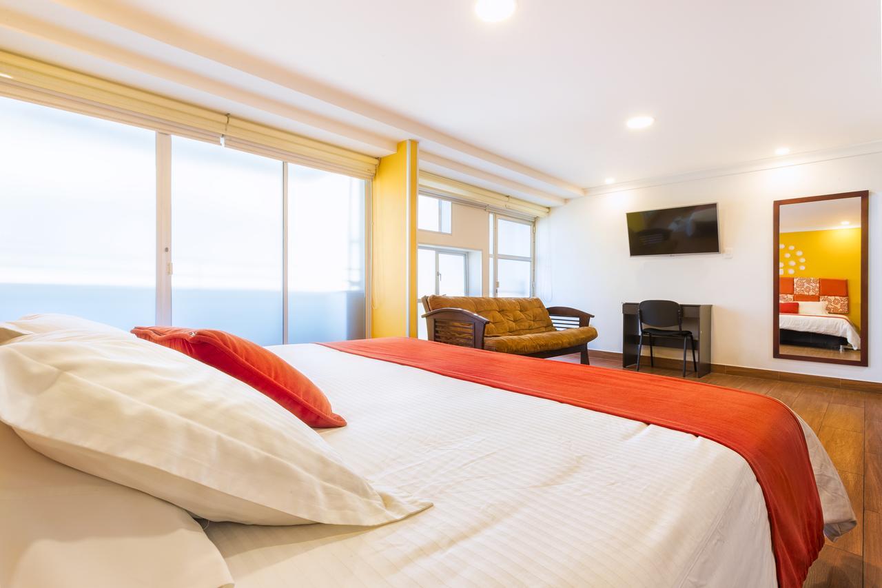 Casa Madrigal Hotel ปัสโต ภายนอก รูปภาพ